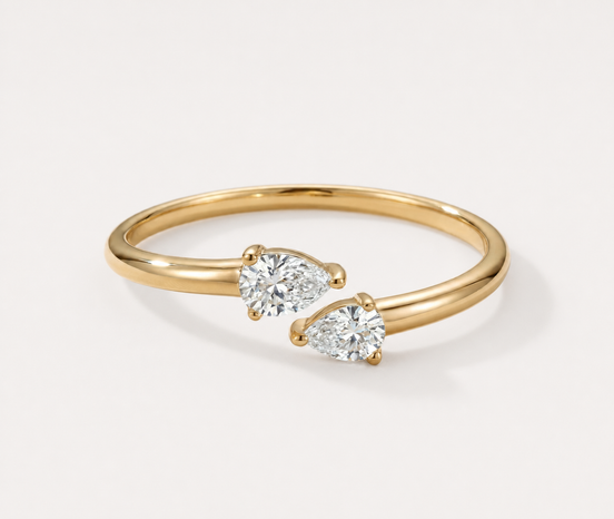 Bague Pia OPALINE PARIS en argent avec pierre précieuse, vue de face sur fond blanc.