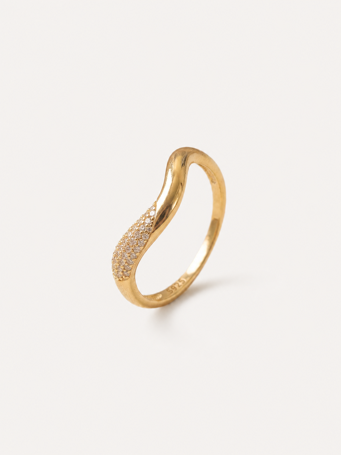 Bague Reva OPALINE PARIS en argent avec un design élégant et fin, vue de face sur fond blanc.